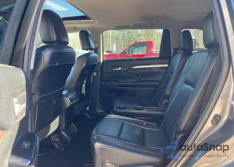 2017 Toyota Highlander Se z USA, uszkodzony, nr VIN 5TDJZRFH8HS396120